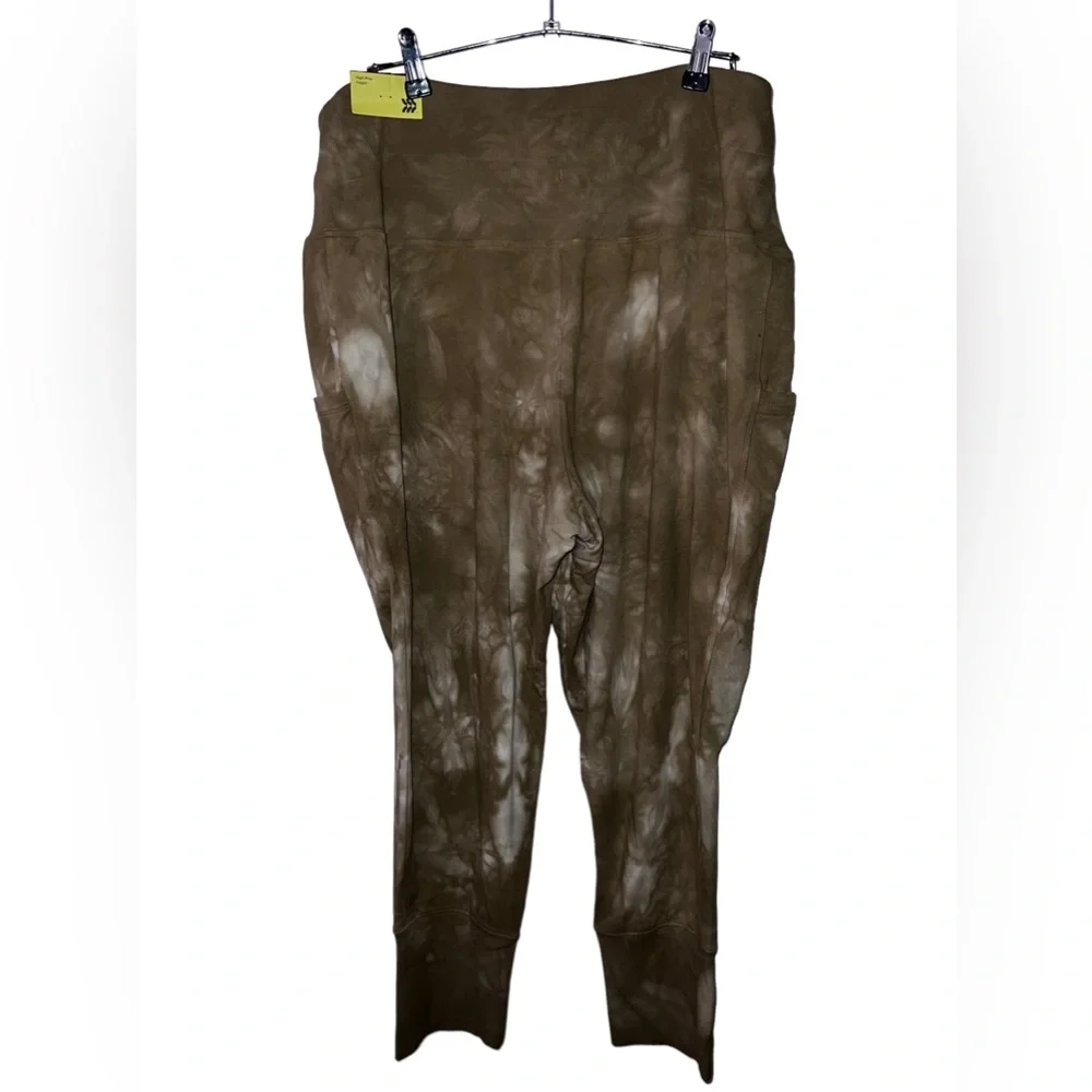 Joggers - Picture 3 of 3